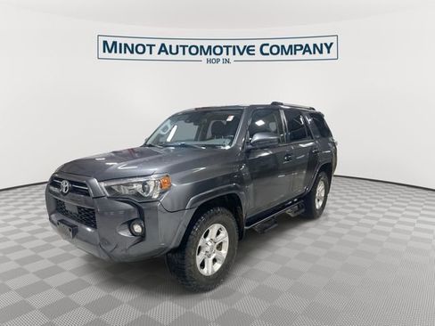 Used 2023 Toyota 4Runner SR5 AWD/4WD image 4
