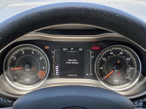 Used 2015 Jeep Cherokee Sport image 16