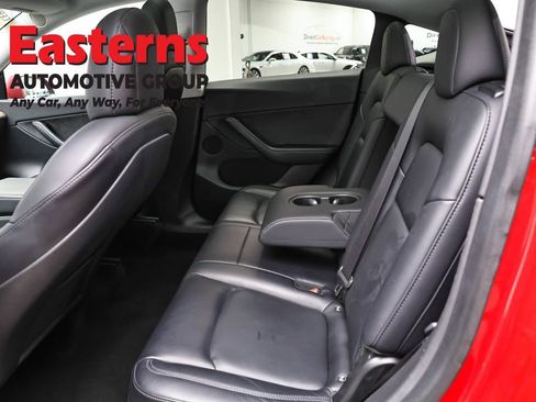 Used 2021 Tesla Model Y Long Range AWD/4WD image 16