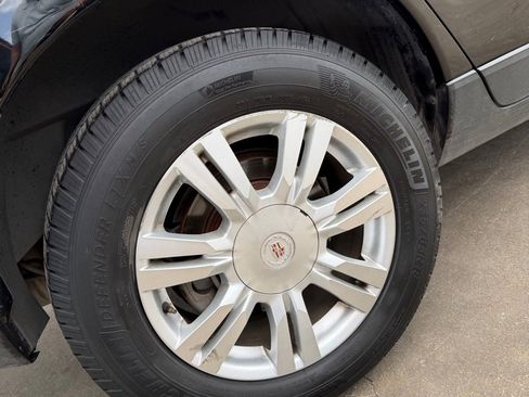 Used 2014 Cadillac SRX Luxury w/ Driver Awareness Package image 40