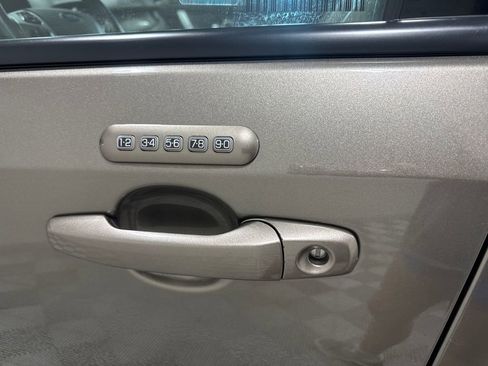 Used 2013 Ford Edge SEL image 16