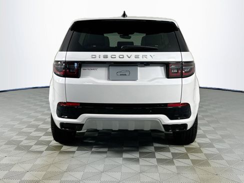 Used 2025 Land Rover Discovery Sport S image 6