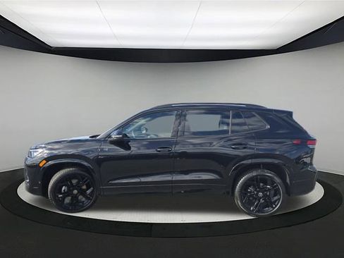 New 2026 Volkswagen Tiguan SE R-Line image 4