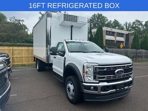 New 2026 Ford F550 2WD Regular Cab Super Duty image 3