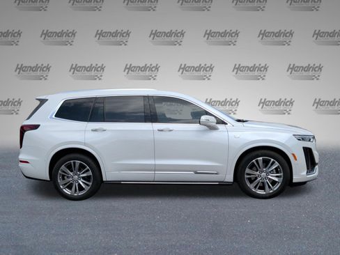 Used 2023 Cadillac XT6 Premium Luxury w/ Platinum Package FWD image 6