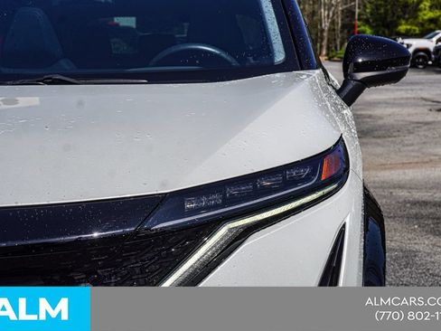 Used 2023 Nissan Ariya AWD/4WD image 15