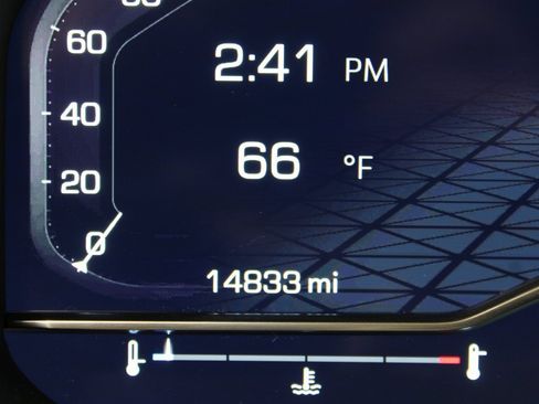 Used 2025 GMC Sierra 2500 Denali image 12