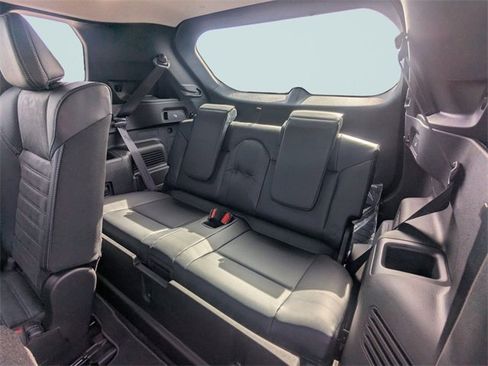 New 2026 Mitsubishi Outlander SE image 17