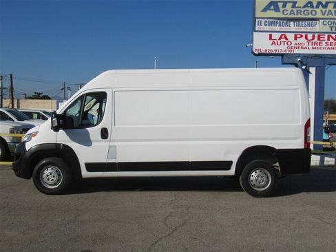 Used 2023 RAM ProMaster 2500 image 2
