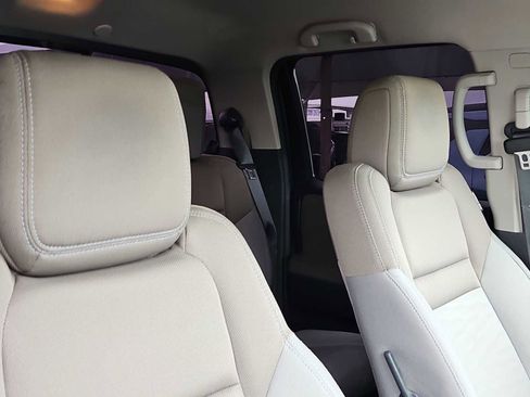 Used 2022 Nissan Frontier SV image 18