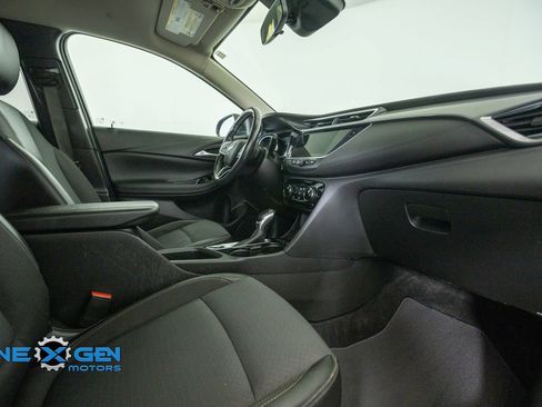 Used 2022 Buick Encore GX Preferred w/ Cold Weather Comfort Package AWD/4WD image 39