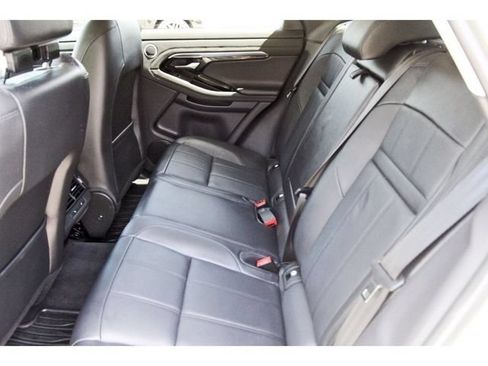 Used 2023 Land Rover Range Rover Evoque SE AWD/4WD image 12
