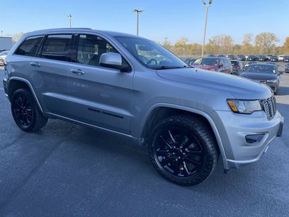Used 2018 Jeep Grand Cherokee Altitude