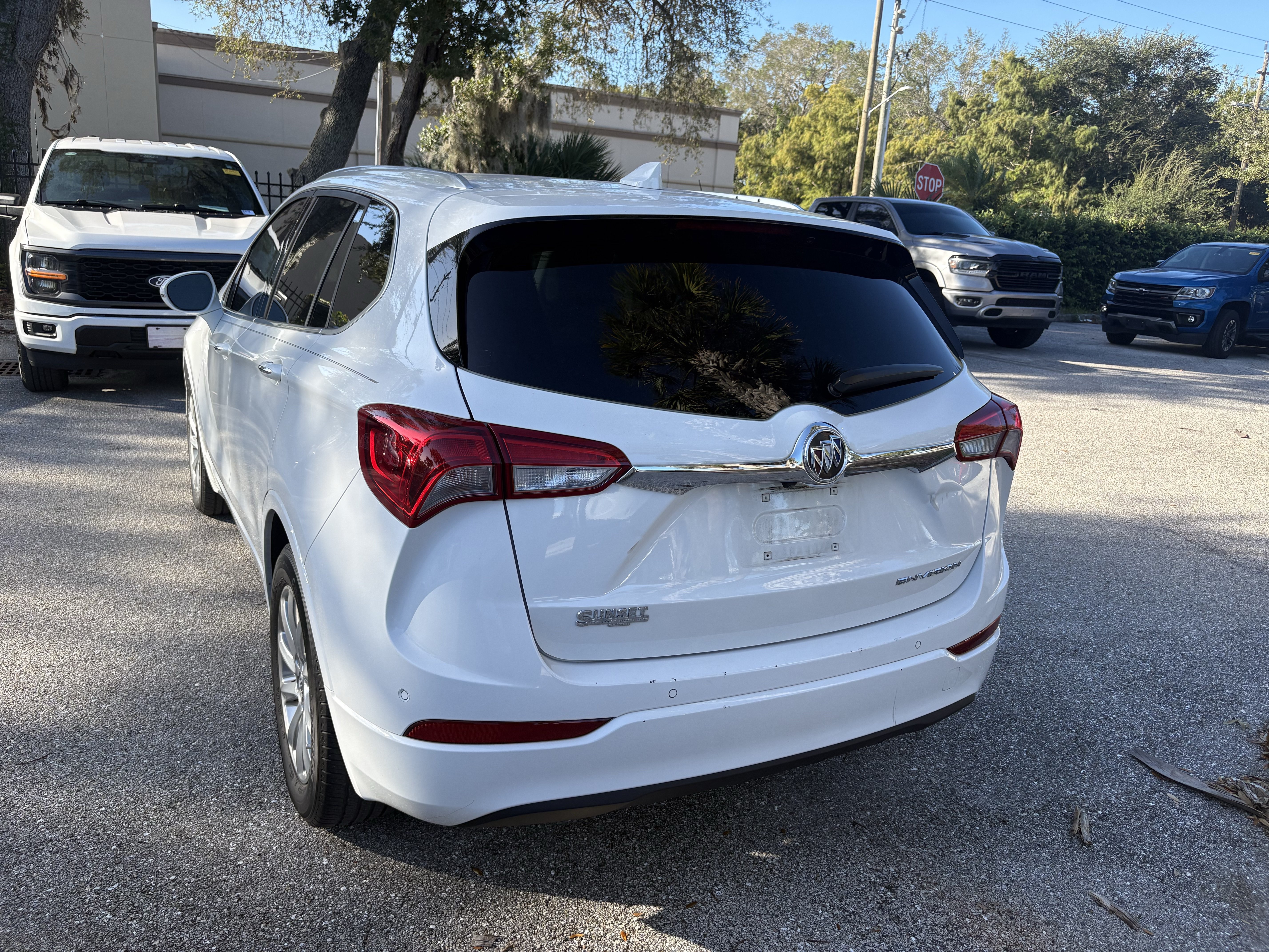 Certified 2020 Buick Envision Essence FWD image 5