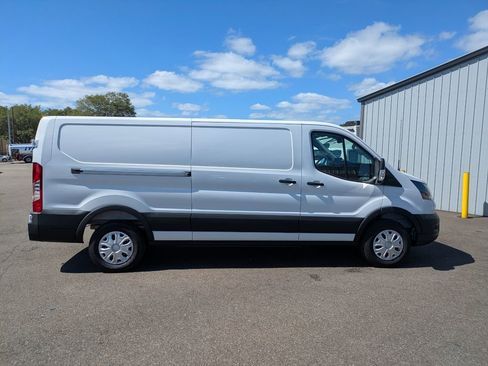 New 2025 Ford E-Transit Low Roof w/ Electrician Trade Package RWD image 5