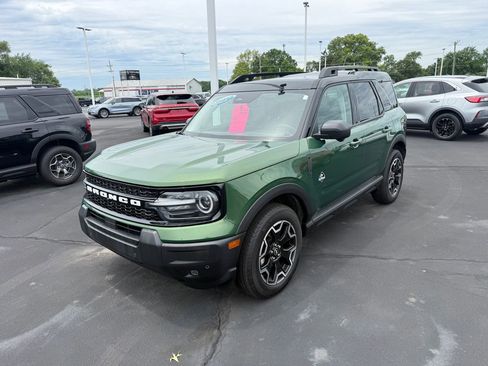 Used 2025 Ford Bronco Sport Outer Banks w/ Outer Banks Tech Package+ AWD/4WD image 1