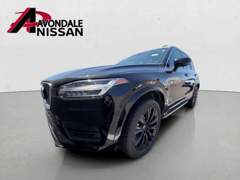 Used 2020 Volvo XC90 T6 Momentum w/ Protection Package Premier image 2