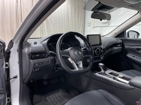 Used 2020 Nissan Sentra SV FWD image 10