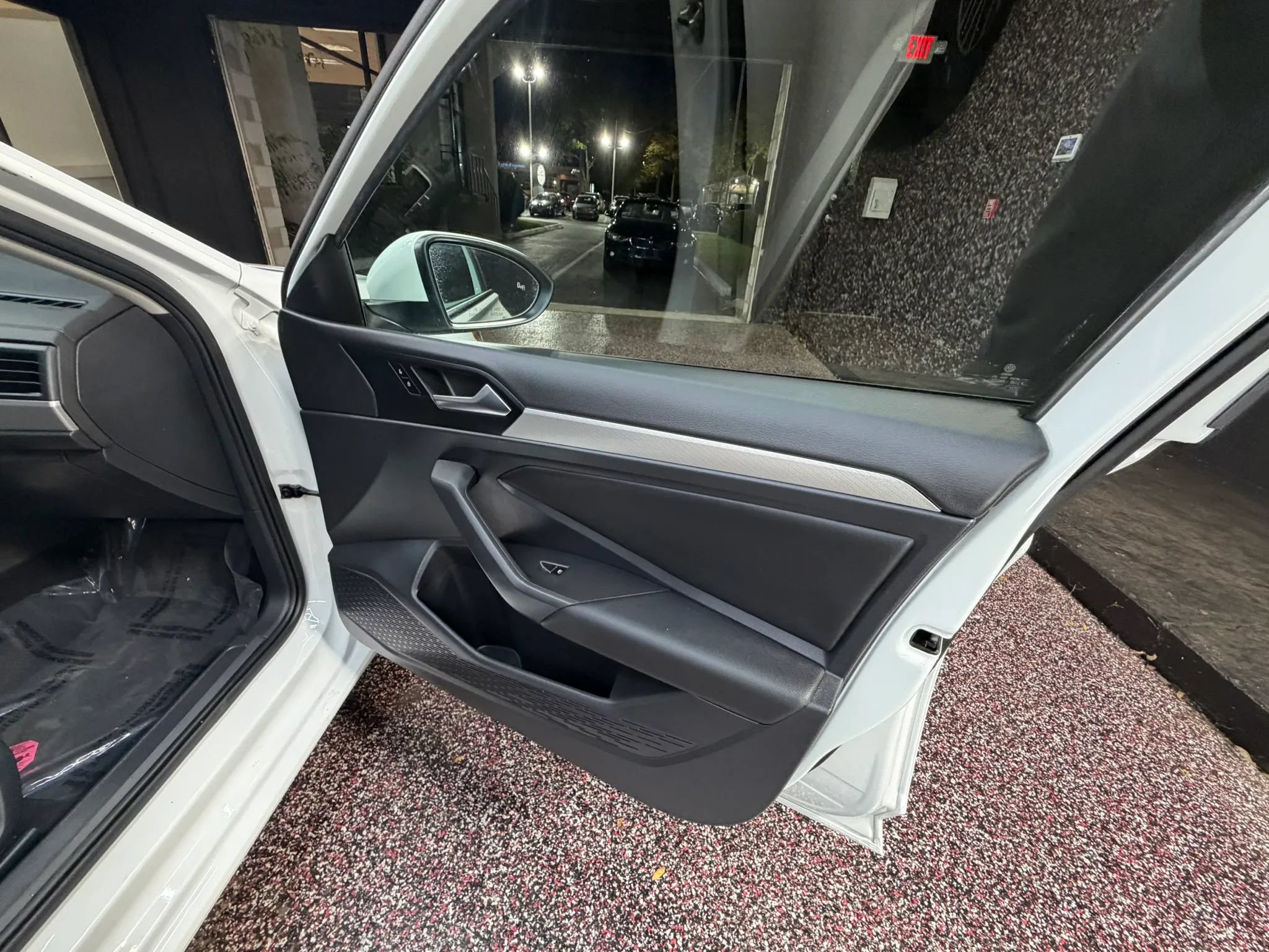 Used 2021 Volkswagen Jetta SE FWD image 33