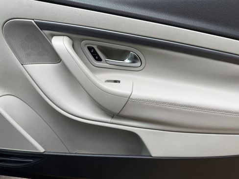 Used 2009 Volkswagen Eos Komfort image 14