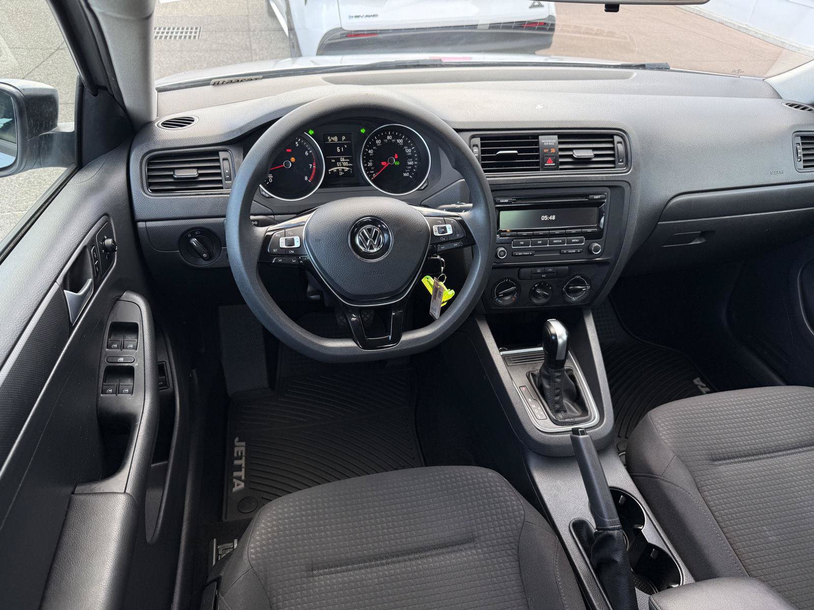 Used 2015 Volkswagen Jetta S FWD image 12