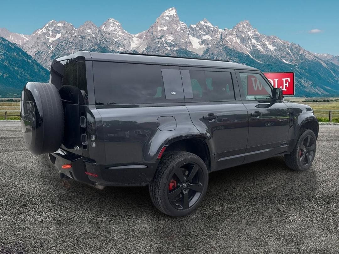 Used 2023 Land Rover Defender 130 X AWD/4WD image 5