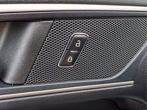 Used 2023 Ford Edge SEL w/ Convenience Package image 17