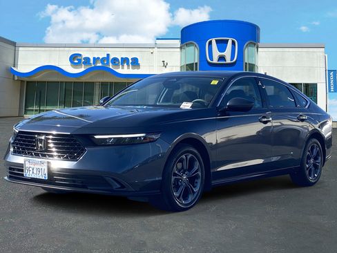Used 2023 Honda Accord EX image 3