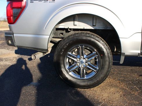 Used 2024 Ford F150 XLT w/ FX4 Off-Road Package image 16