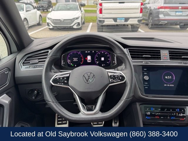 Used 2022 Volkswagen Tiguan SEL R-Line AWD/4WD image 17