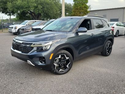 Used 2025 Kia Seltos EX w/ EX Sunroof Package