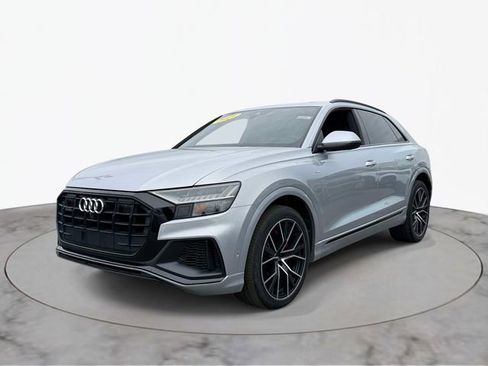 Used 2019 Audi Q8 Prestige w/ Adaptive Chassis Package AWD/4WD image 4
