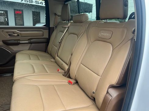 Used 2019 RAM 1500 Laramie Longhorn AWD/4WD image 18