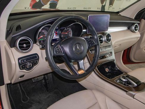 Used 2019 Mercedes-Benz GLC 350e 4MATIC w/ Parking Assistance Package image 6