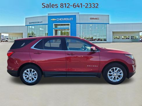 Used 2020 Chevrolet Equinox LT w/ Driver Convenience Package FWD image 8