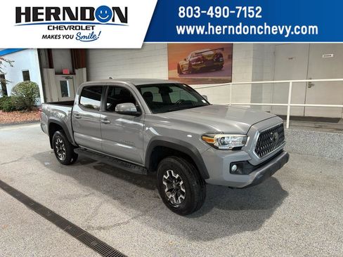 Used 2018 Toyota Tacoma TRD Off-Road w/ Technology Package image 1