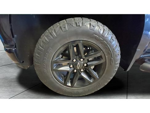 Used 2021 Chevrolet Silverado 1500 LT Trail Boss w/ LT Trail Boss Premium Package AWD/4WD image 3