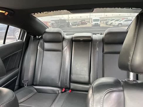 Used 2017 Dodge Charger R/T w/ Plus Group image 5