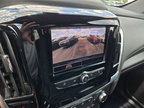 Certified 2023 Chevrolet Traverse LT FWD image 34