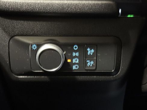 Used 2022 Ford Escape SE AWD/4WD image 18