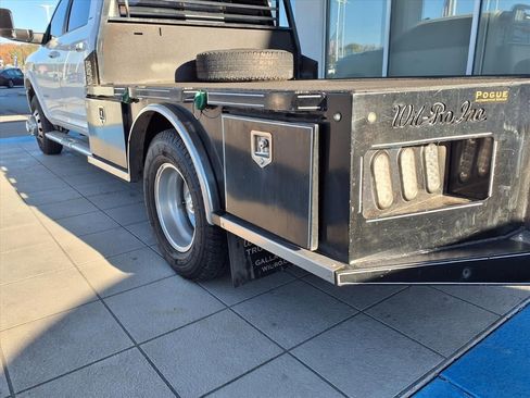 Used 2021 RAM 3500 Laramie image 26