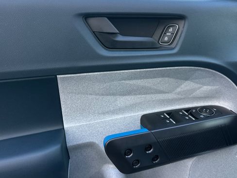 New 2026 Ford Maverick XLT image 10