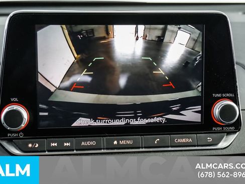 Used 2025 Nissan Altima 2.5 SV FWD image 33