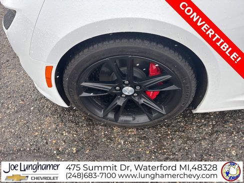 Used 2024 Chevrolet Camaro LT w/ RS Package image 9