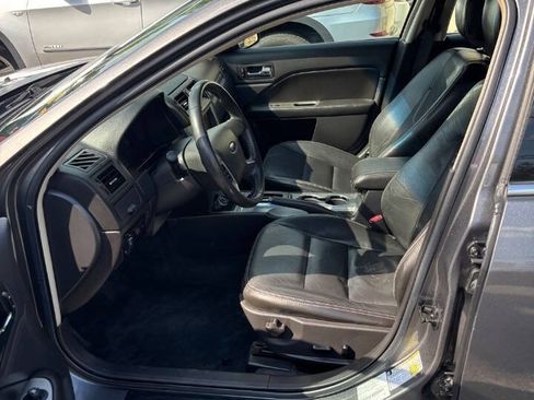 Used 2010 Ford Fusion Hybrid FWD image 9