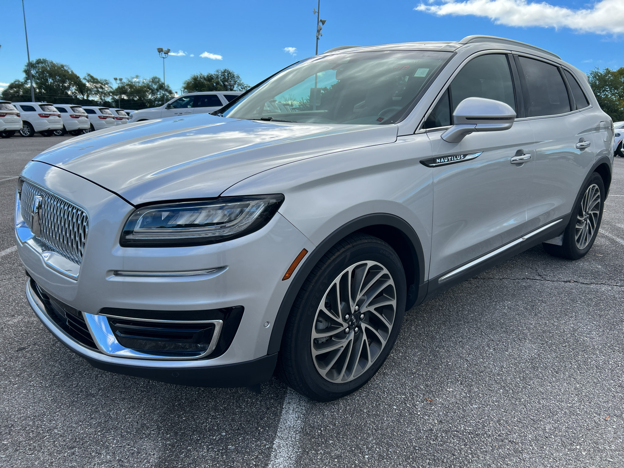 Used 2019 Lincoln Nautilus Reserve FWD image 7