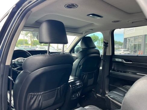 Used 2023 Hyundai Palisade Limited w/ Cargo Package AWD/4WD image 11