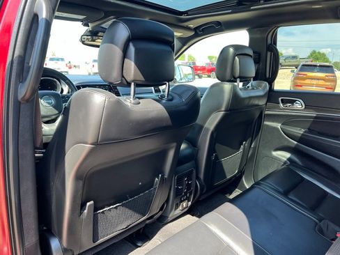 Used 2022 Jeep Grand Cherokee Limited AWD/4WD image 22