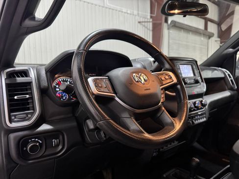 Used 2024 RAM 5500 SLT w/ Quick Order Package 2YG SLT AWD/4WD image 5