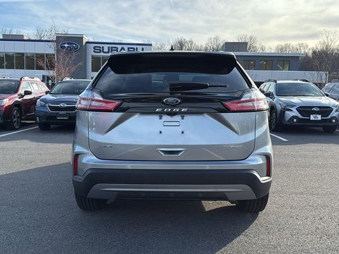 Used 2021 Ford Edge SEL w/ Convenience Package image 4